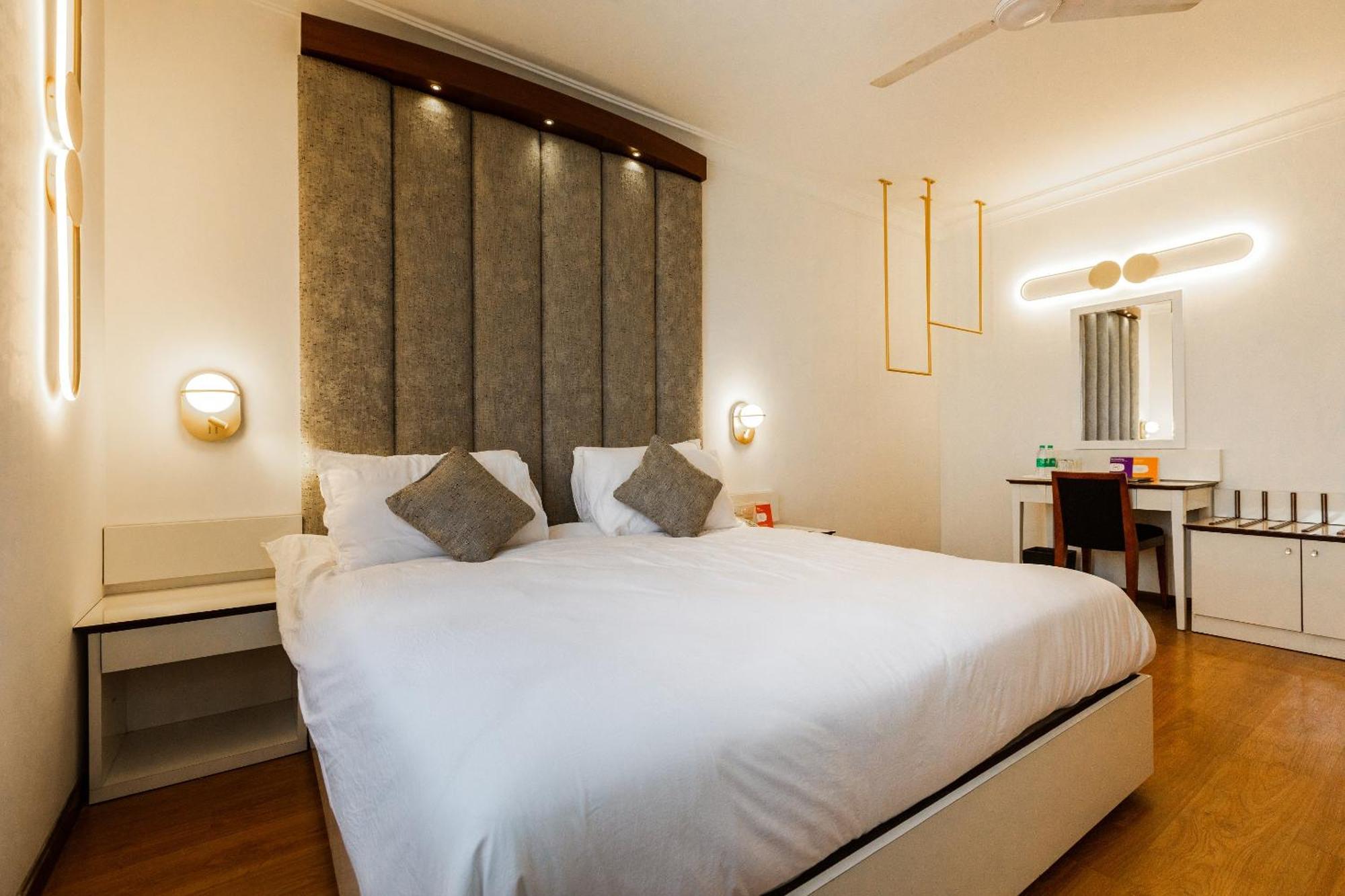 Hotel Clubhouse Nami Residency, Ahmedabad Exterior foto